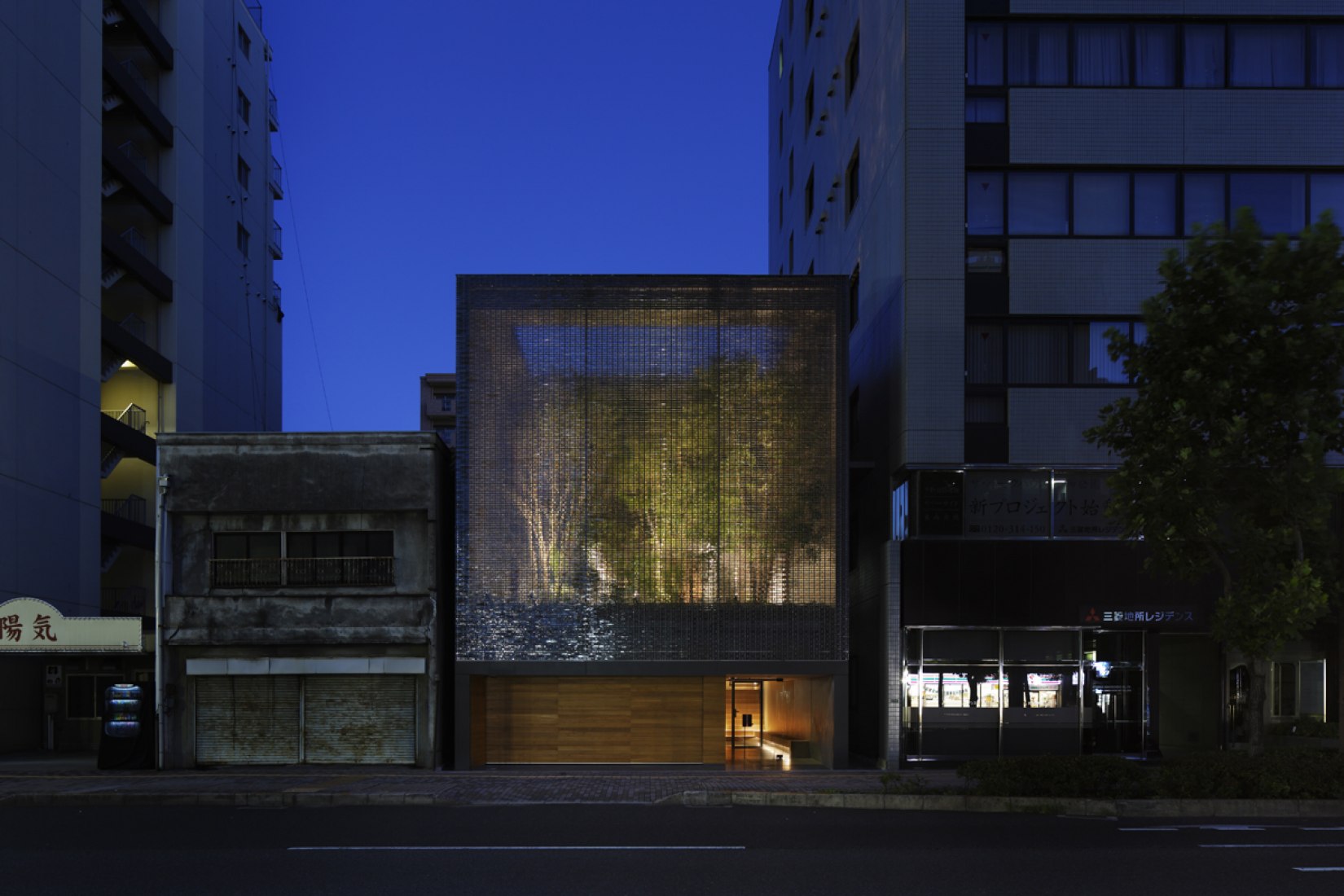 [II] Optical Glass House by Hiroshi Nakamura & NAP The Strength of