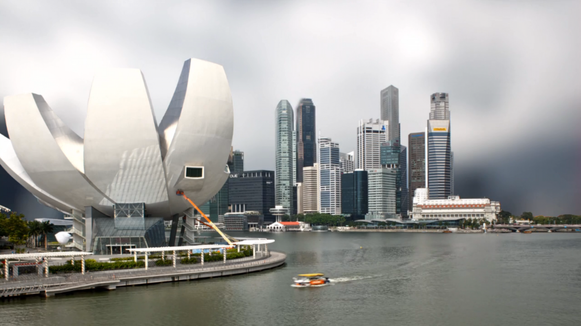 The Lion City The Strength of Architecture From 1998