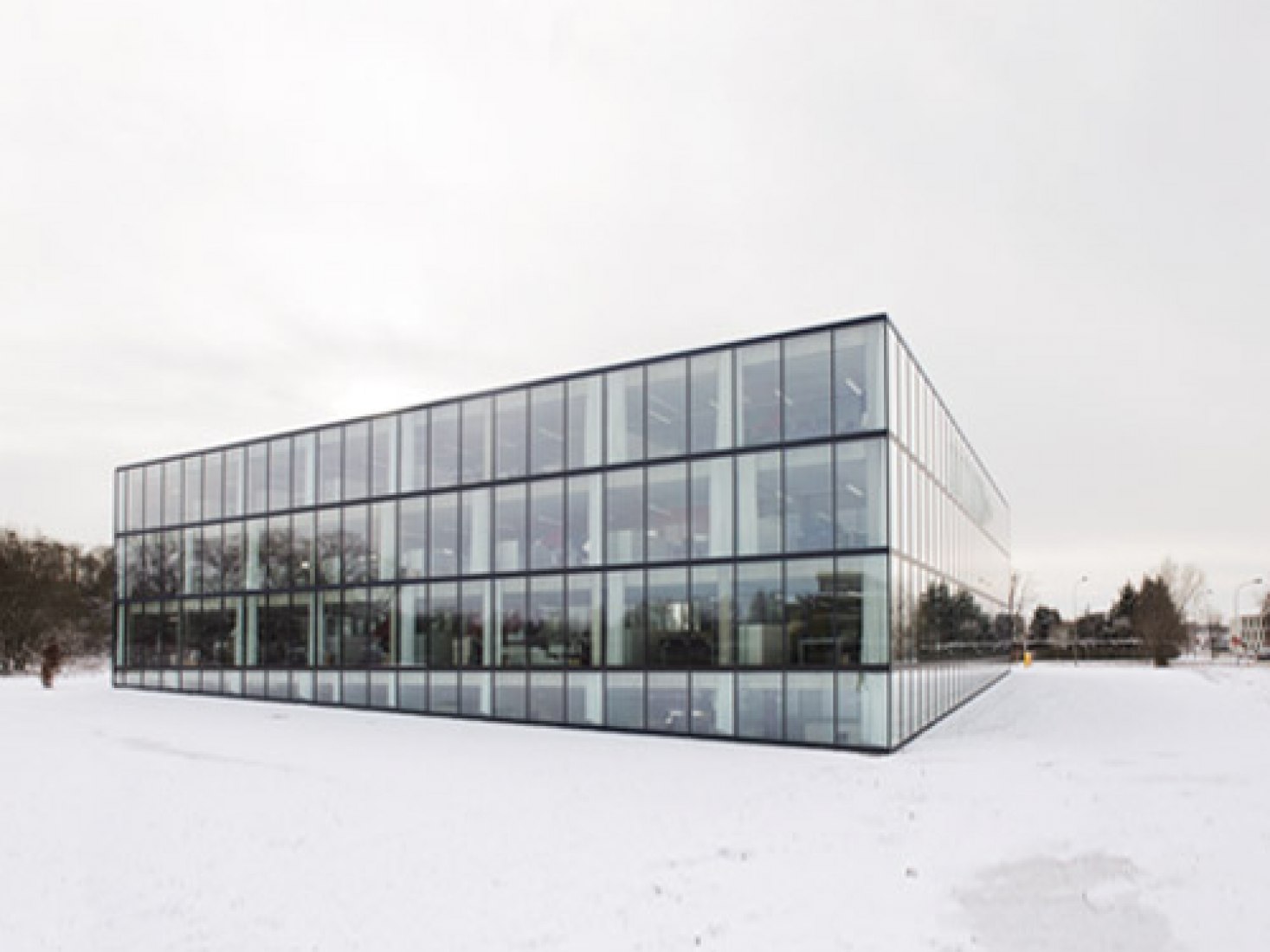 The projects VOKA and Kortrijk Xpo are both nominated for the Mies van der Rohe Award 2011