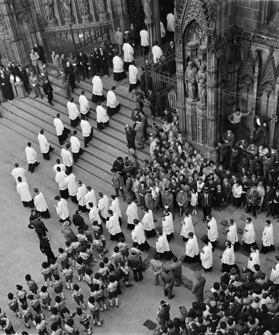 Franco's exaltation, cathedral, Barcelona, 1963. Photograph © Eugeni Forcano.