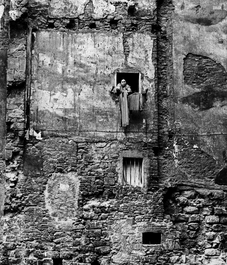 No future, Barrio de Santa Caterina, Barcelona, 1964. Photograph © Eugeni Forcano.