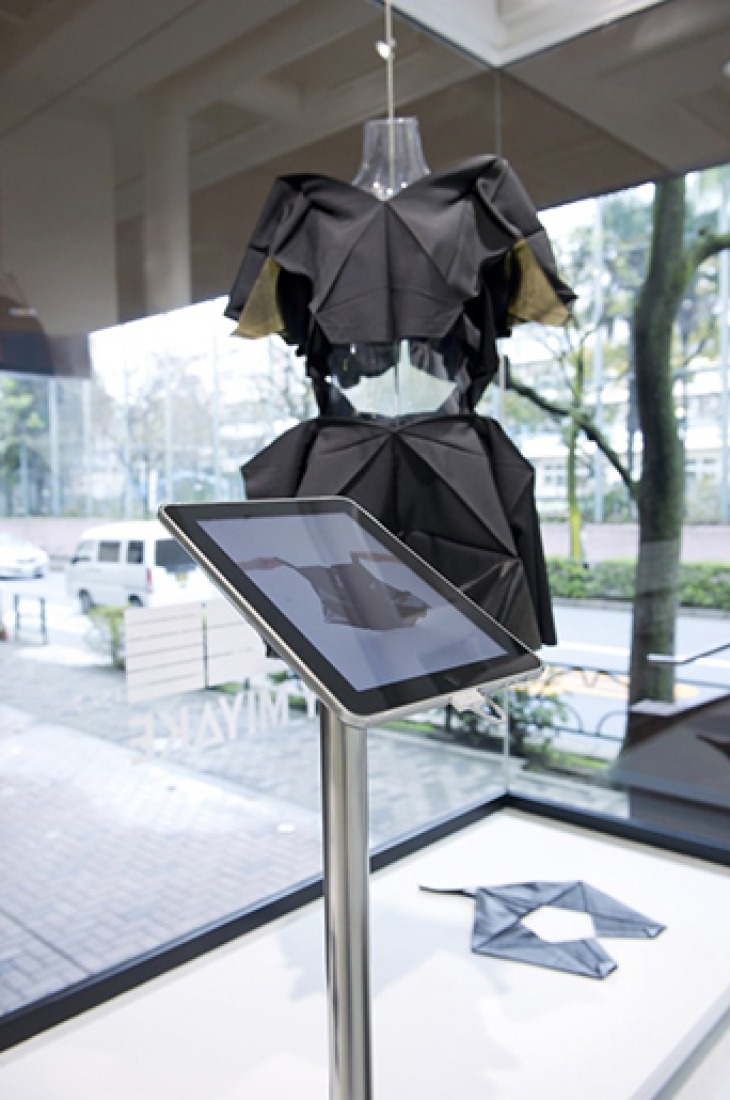 132 5. ISSEY MIYAKE” by Tokujin Yoshioka Inc | METALOCUS