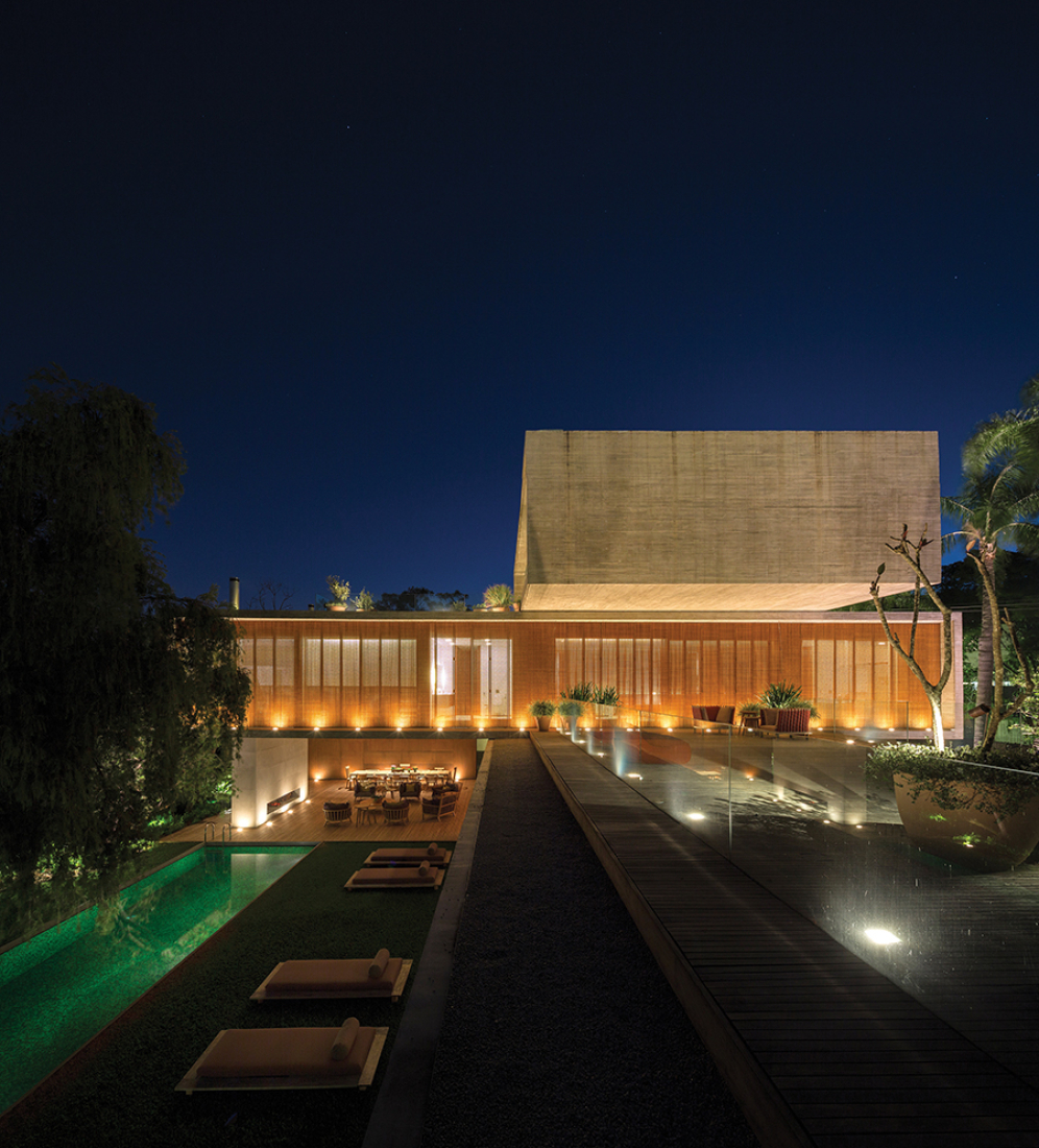Residential Building of the Year - Single Occupancy studio mk27, P house, Sao Paulo, Brazil. Image courtesy of LEAF Awards. 