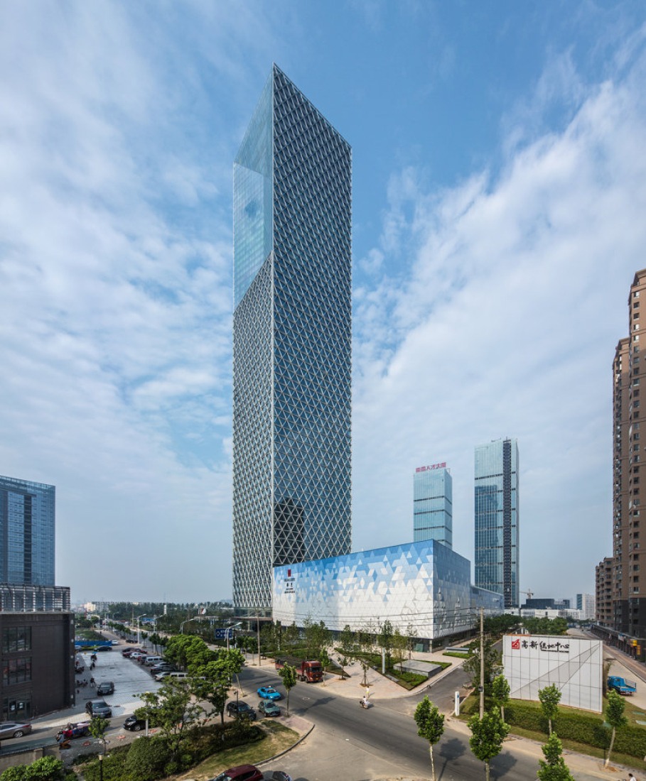 Jiangxi Nanchang Greenland Zifeng Tower by SOM | METALOCUS