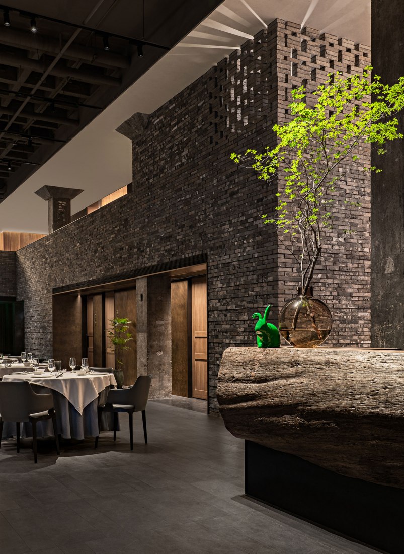Siji Minfu Restaurant por Beijing IN.X DESIGN. Fotografía por Zheng Yan.