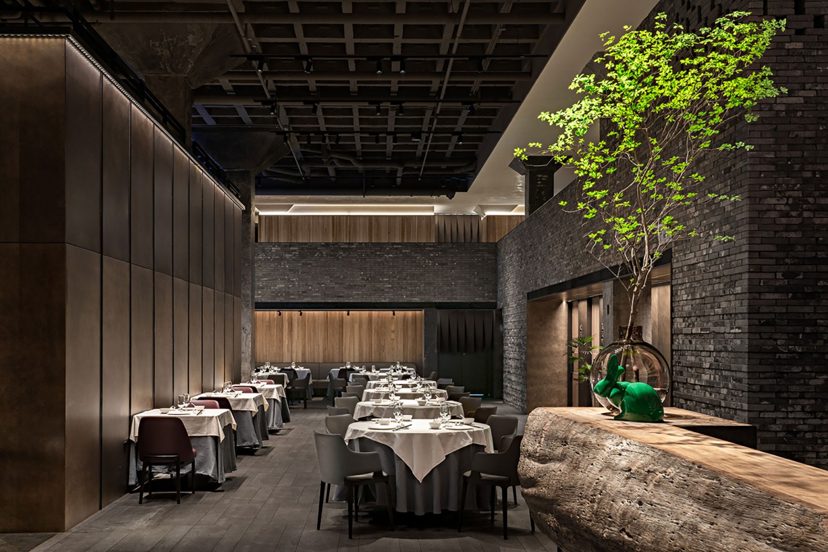 Siji Minfu Restaurant por Beijing IN.X DESIGN. Fotografía por Zheng Yan.
