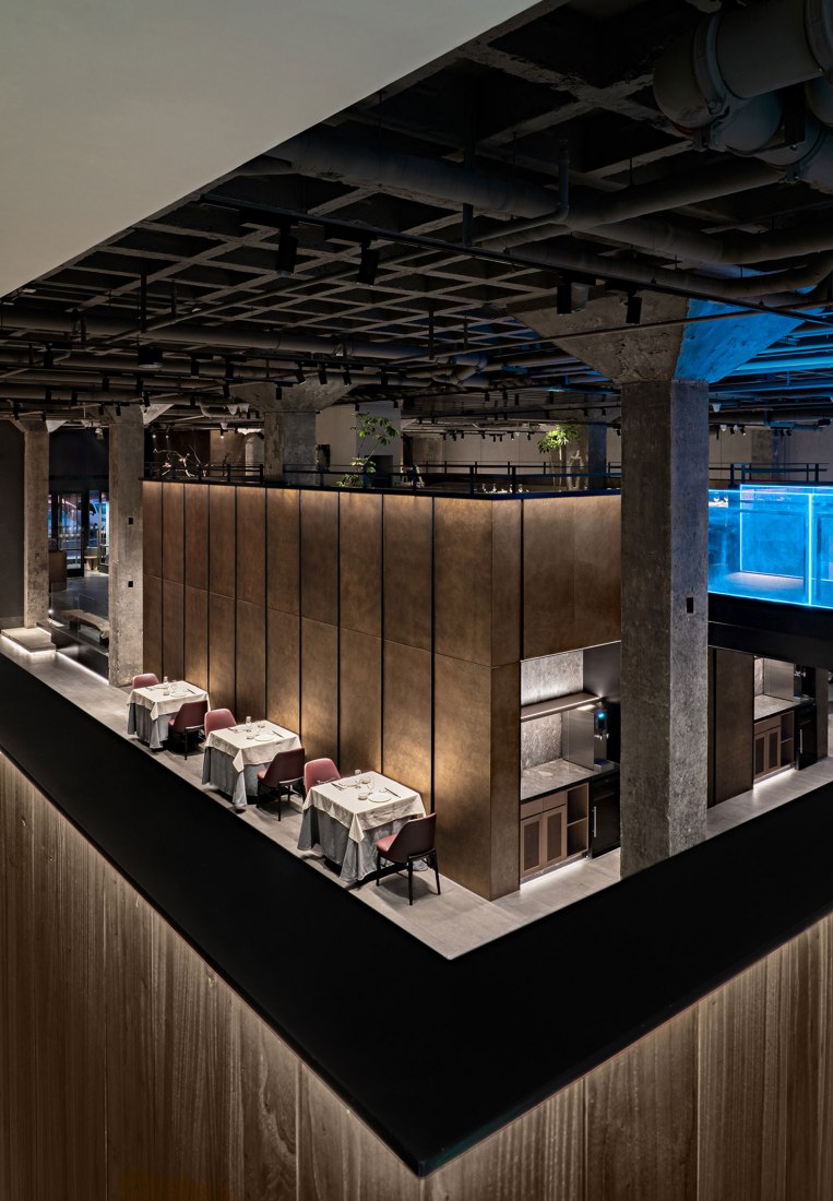 Siji Minfu Restaurant por Beijing IN.X DESIGN. Fotografía por Zheng Yan.