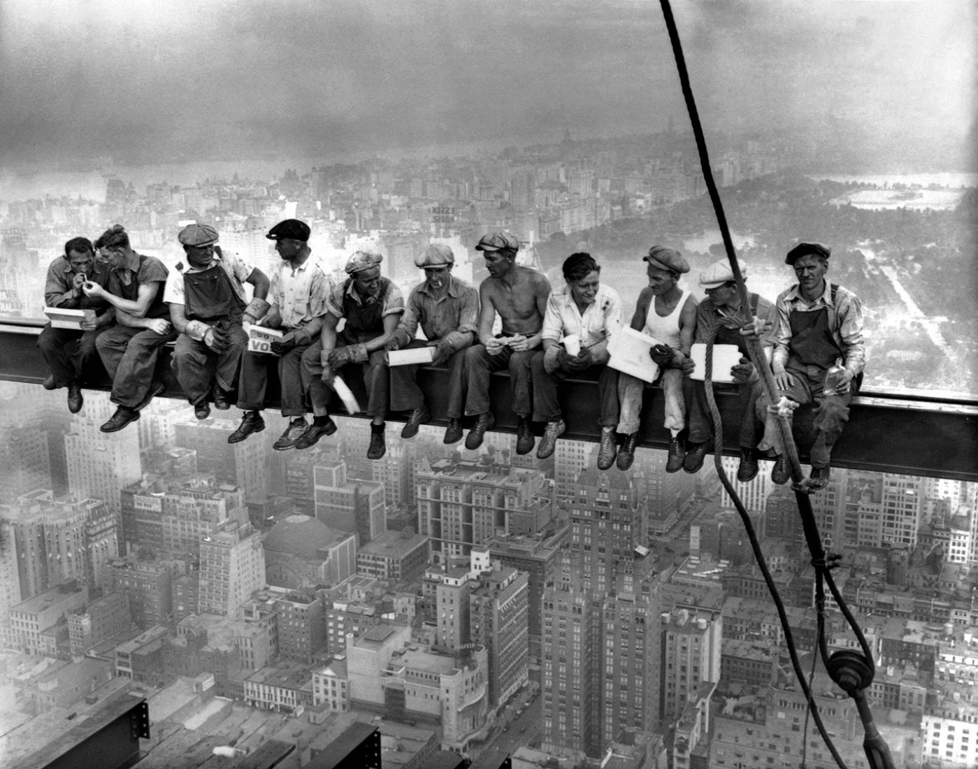 Lunch Atop a Skyscraper. Author: Unknown, 1932