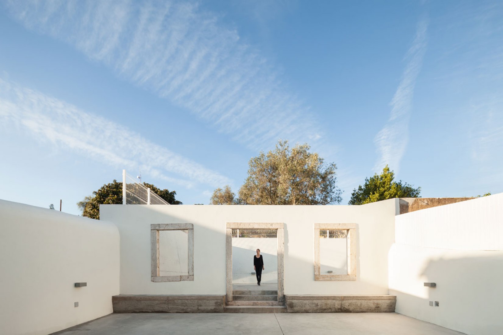 Exterior view. Terras 8 house by Colectivo CAIS. Photography © Francisco Nogueira. 