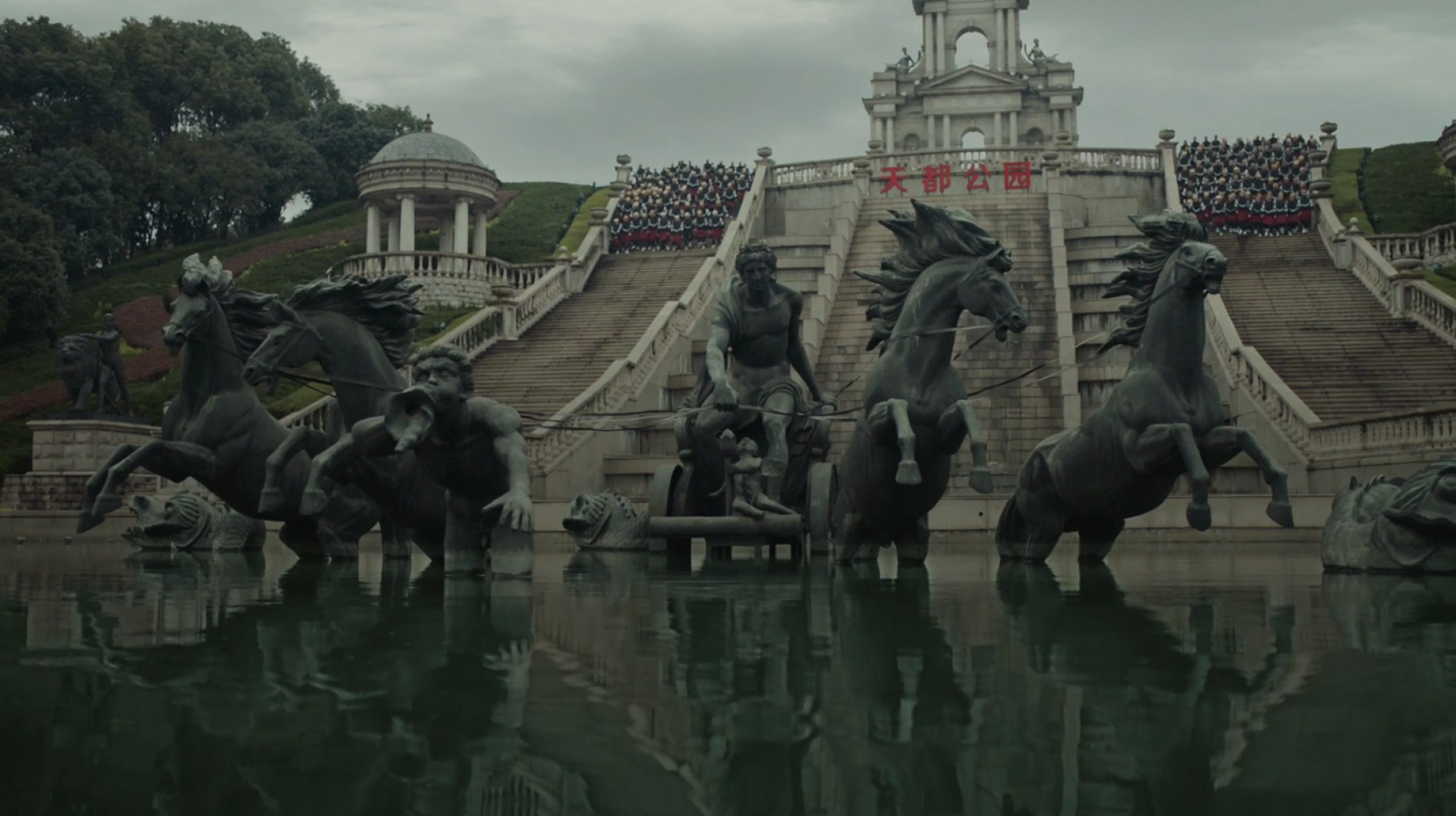 Music video for "Gosh" by Jamie XX