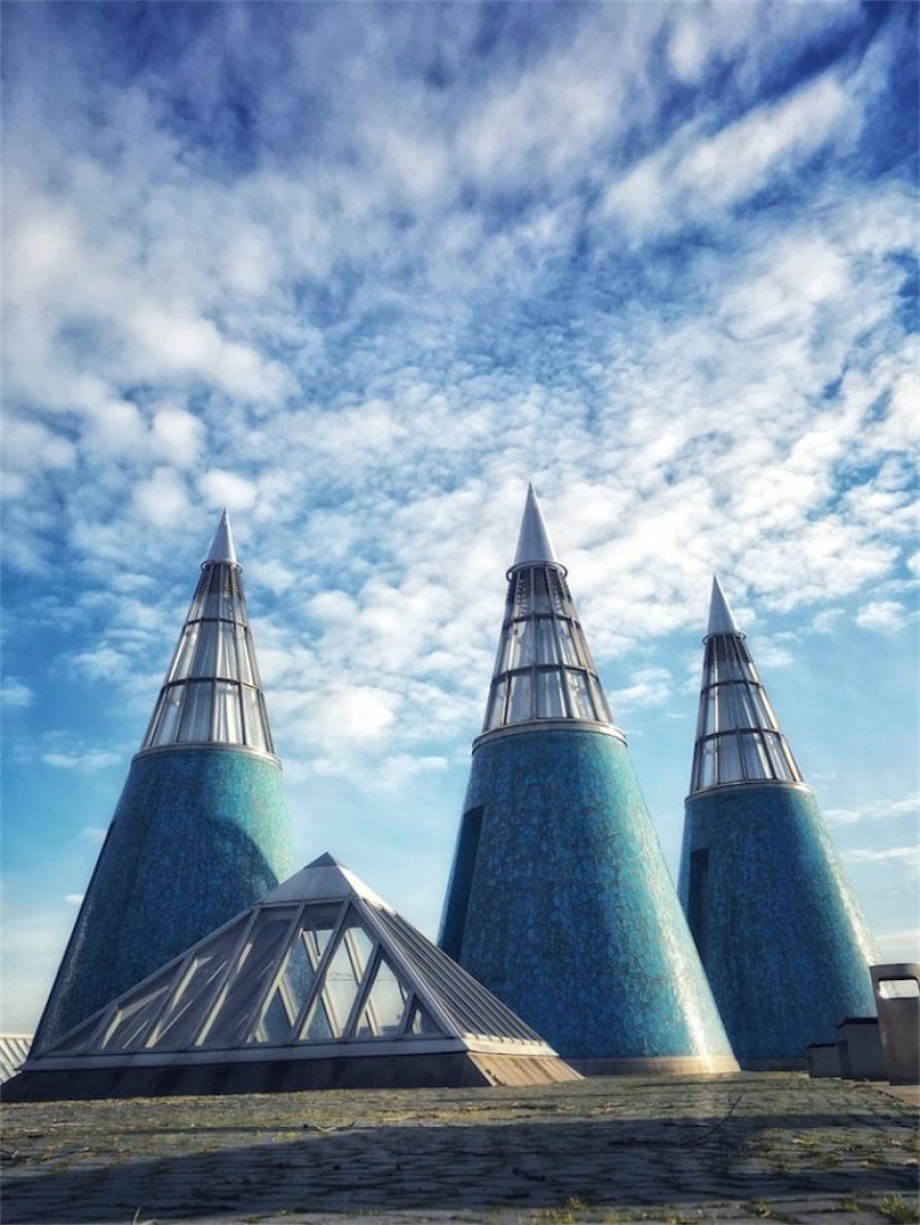 Carolina Nichitin. Honorable Mentions. Architecture