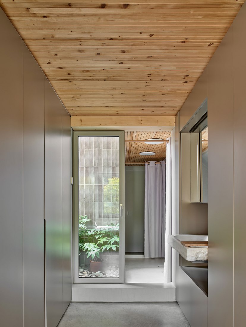 Reforma de una vivienda en Girona por 05 AM arquitectura. Fotografía por José Hevia.