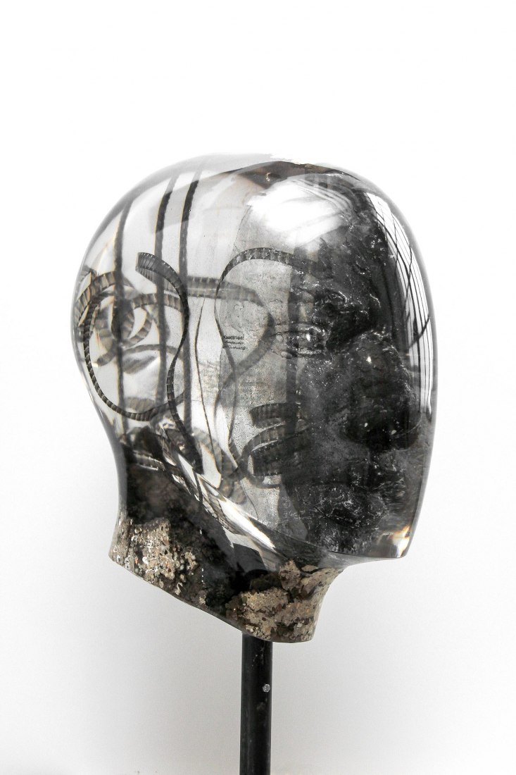 Merging Units, resin, concrete, height 76 cm, 2018. Oliver Czarnetta. Image courtesy of Galería Lucía Mendoza
