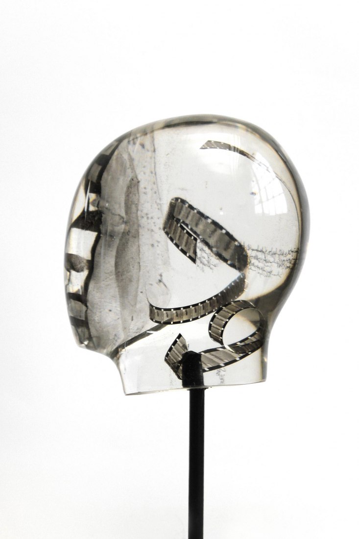 Spectrum Merging Units, resin, concrete, height 76 cm, 2018. Oliver Czarnetta. Image courtesy of Galería Lucía Mendoza