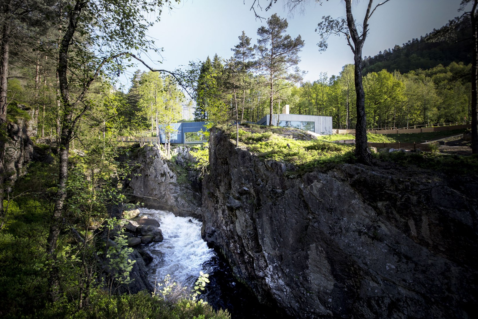 Exterior view. Salmon ladder at the Kvasfossen waterfall by Rever & Drage Architects. Photograph by Tom Auger