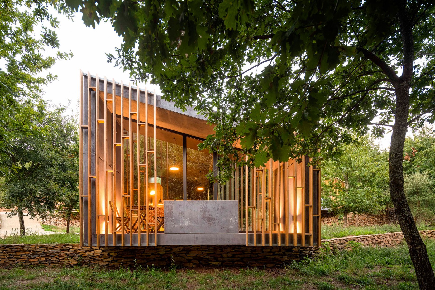 Adaptation To The Terrain Without Losing Functionality 11 Cabins In The Woods By Summary The 