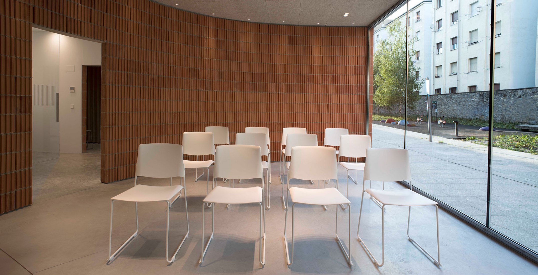 Nueva sede del COAVN por 13_07 arquitectos. Fotografía por Cesar San Millán
