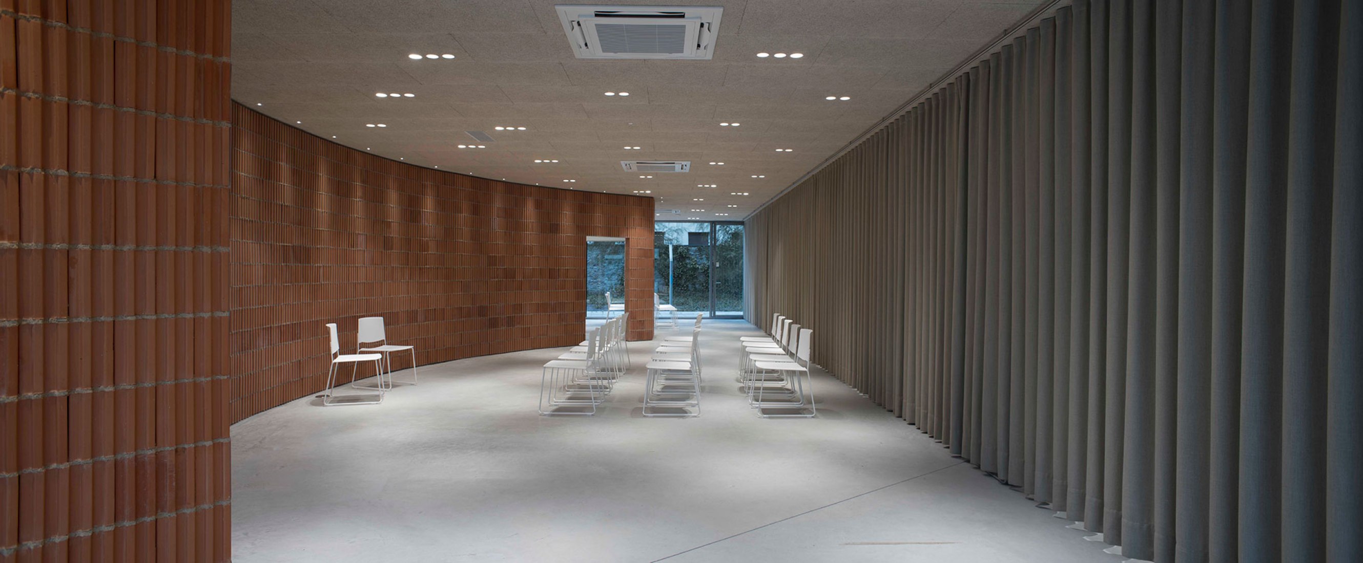Nueva sede del COAVN por 13_07 arquitectos. Fotografía por Cesar San Millán