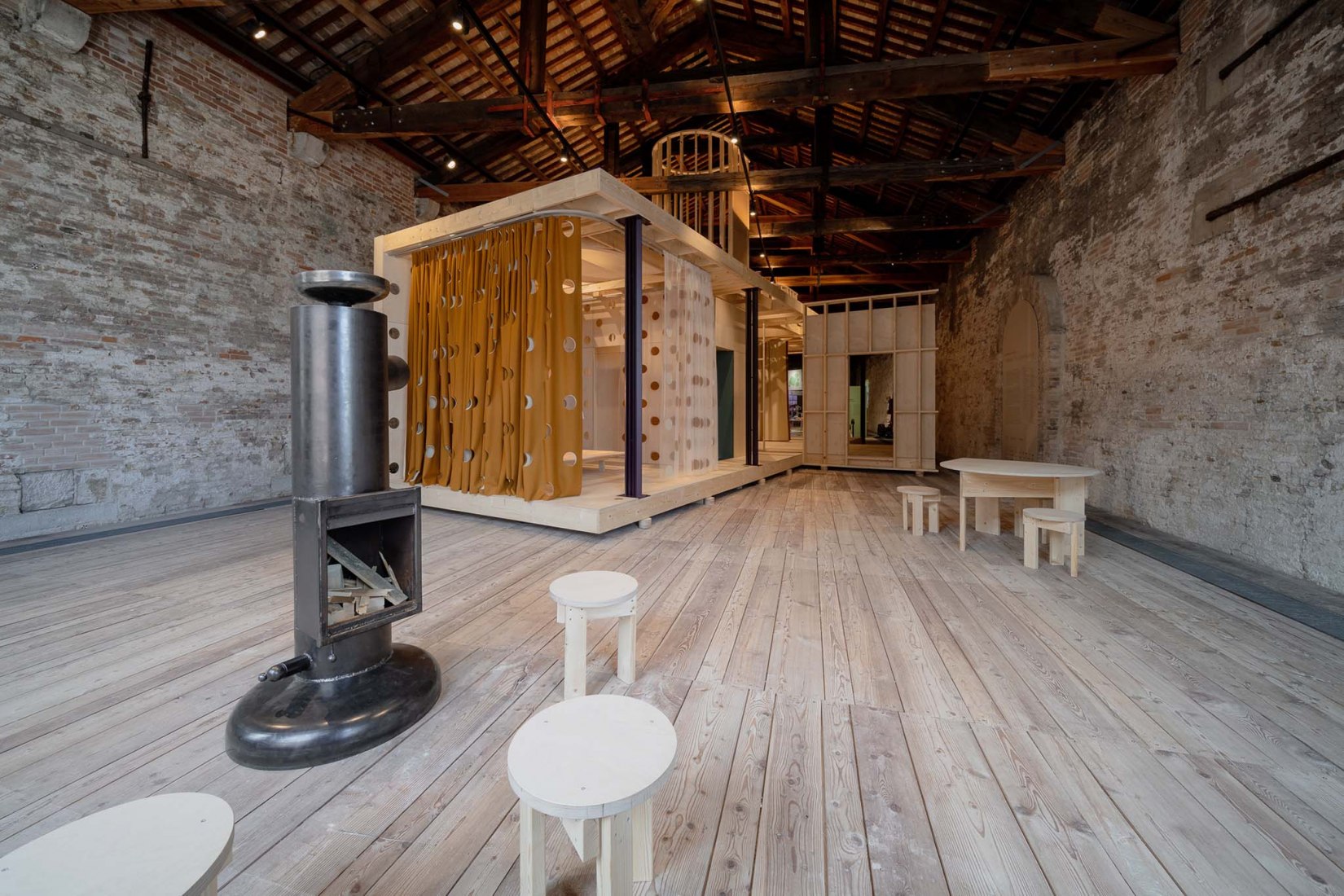 Homes for Luxembourg. Luxembourg Pavilion, 17th International Architecture Exhibition of La Biennale di Venezia. Photograph by Andrea Avezzù.