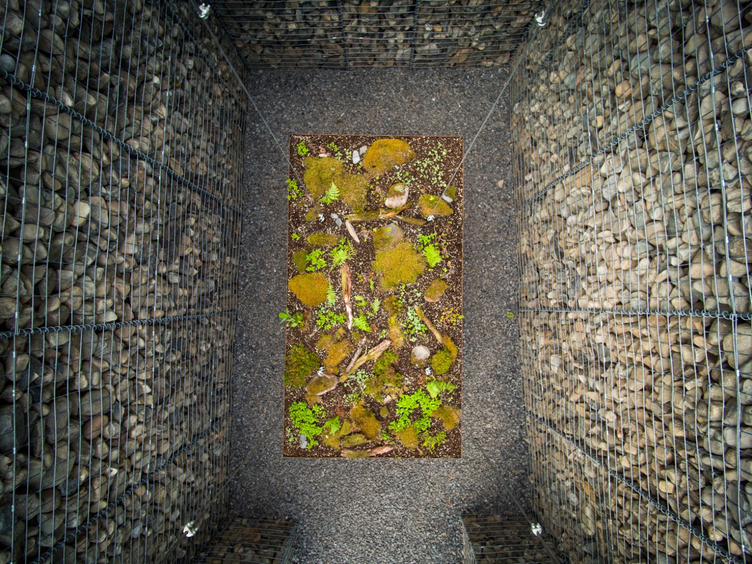 17th International Garden Festival. LE CAVEAU by Christian Poules from Basel, Switzerland. Photograph © Martin Bond. Image courtesy of v2com