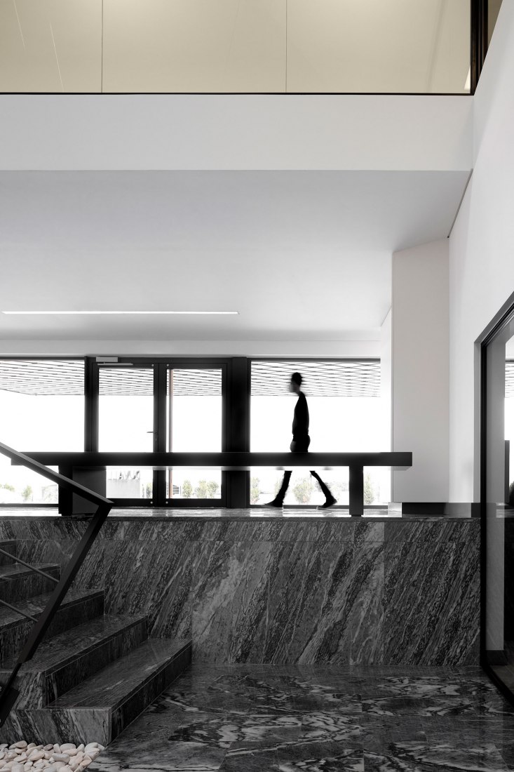 Unidade Industrial Duvalli by 3.14 Arquitectura. Photograph by Ivo Tavares Studio.