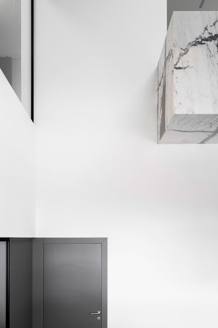 Unidade Industrial Duvalli by 3.14 Arquitectura. Photograph by Ivo Tavares Studio.