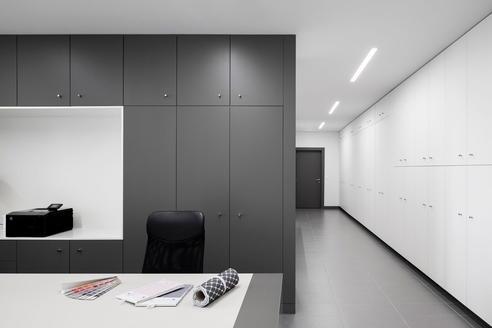 Unidade Industrial Duvalli by 3.14 Arquitectura. Photograph by Ivo Tavares Studio.