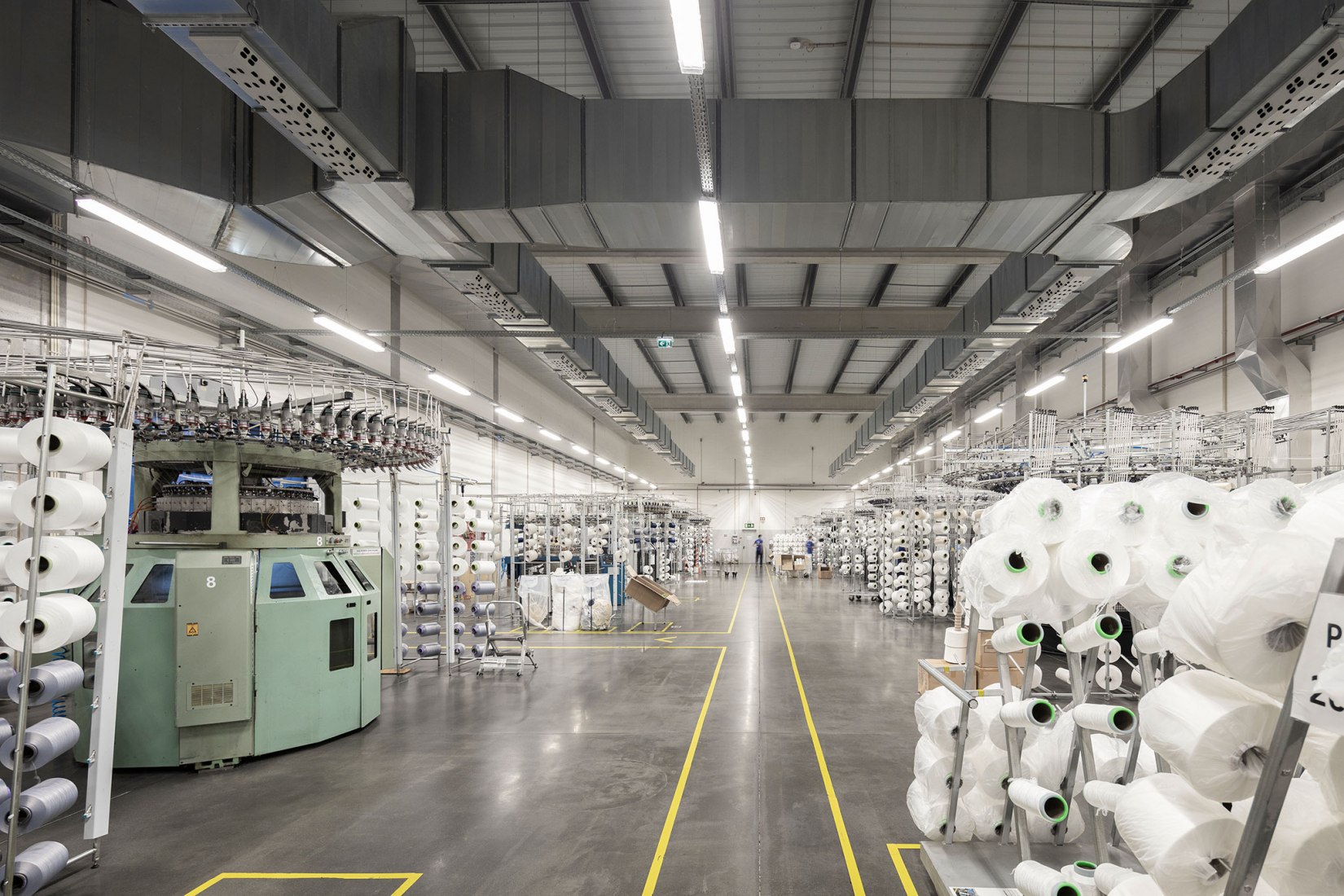 Unidade Industrial Duvalli by 3.14 Arquitectura. Photograph by Ivo Tavares Studio.
