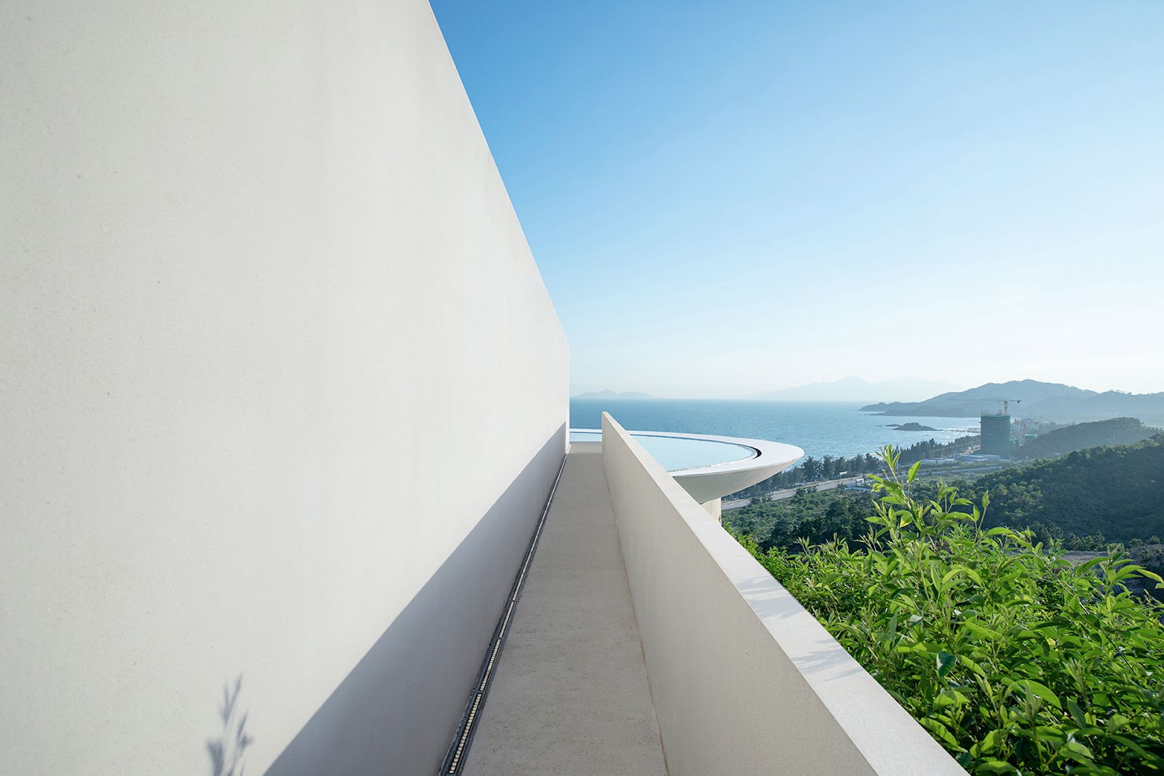 The Water Drop Library by  3andwich Design / He Wei Studio. Photograph by Weiqi Jin.