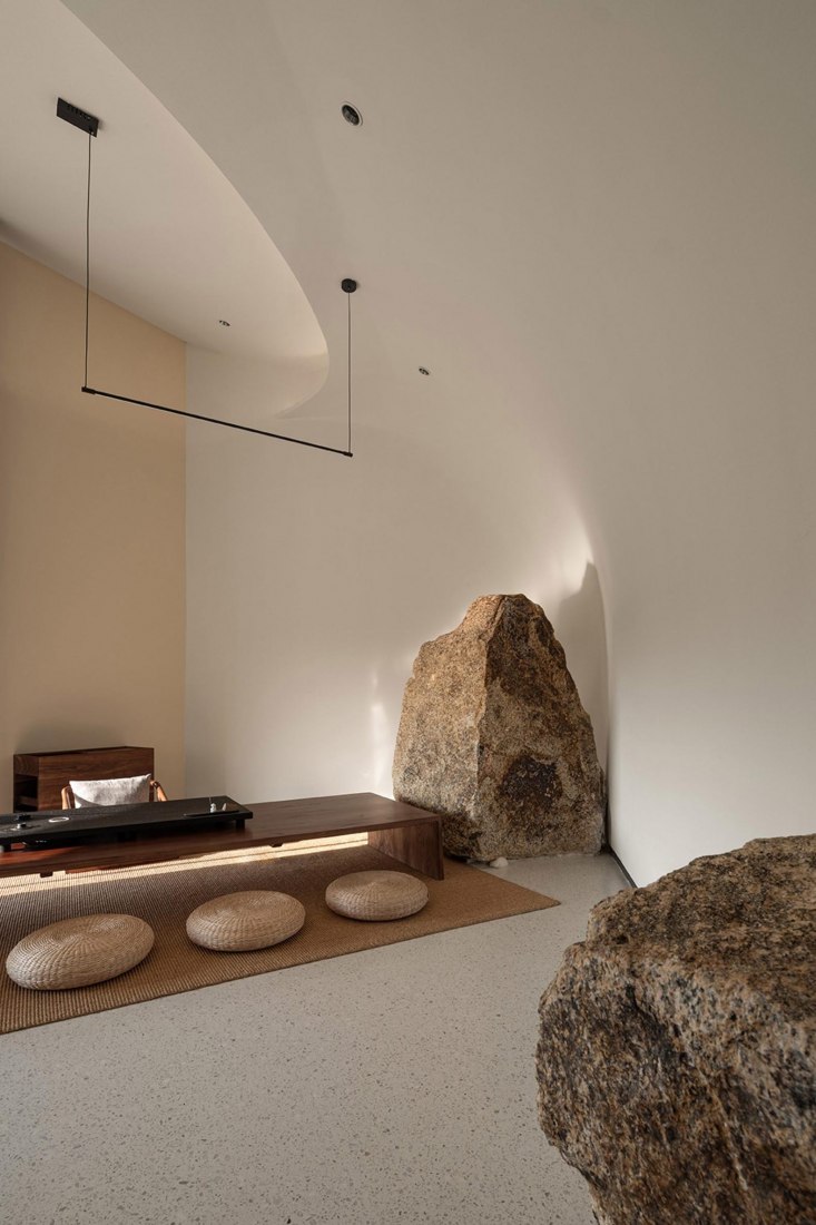 The Water Drop Library by  3andwich Design / He Wei Studio. Photograph by Weiqi Jin.