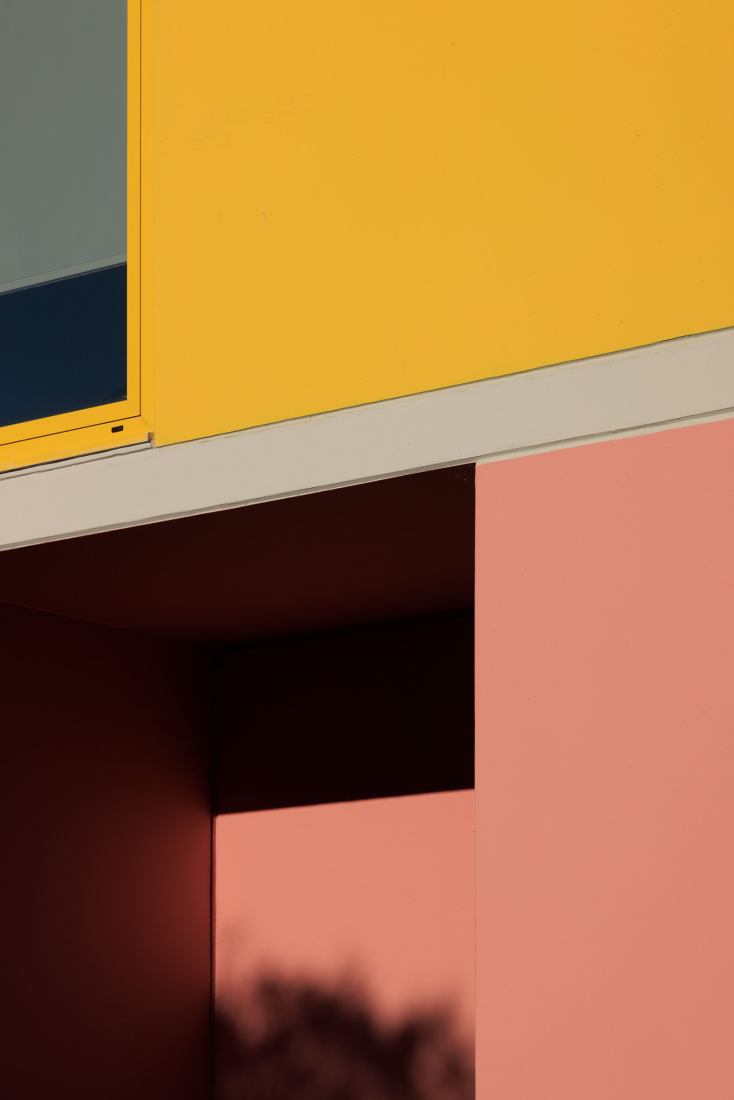 4 Modular Kindergartens by SUMMARY. Photograph by Fernando Guerra.