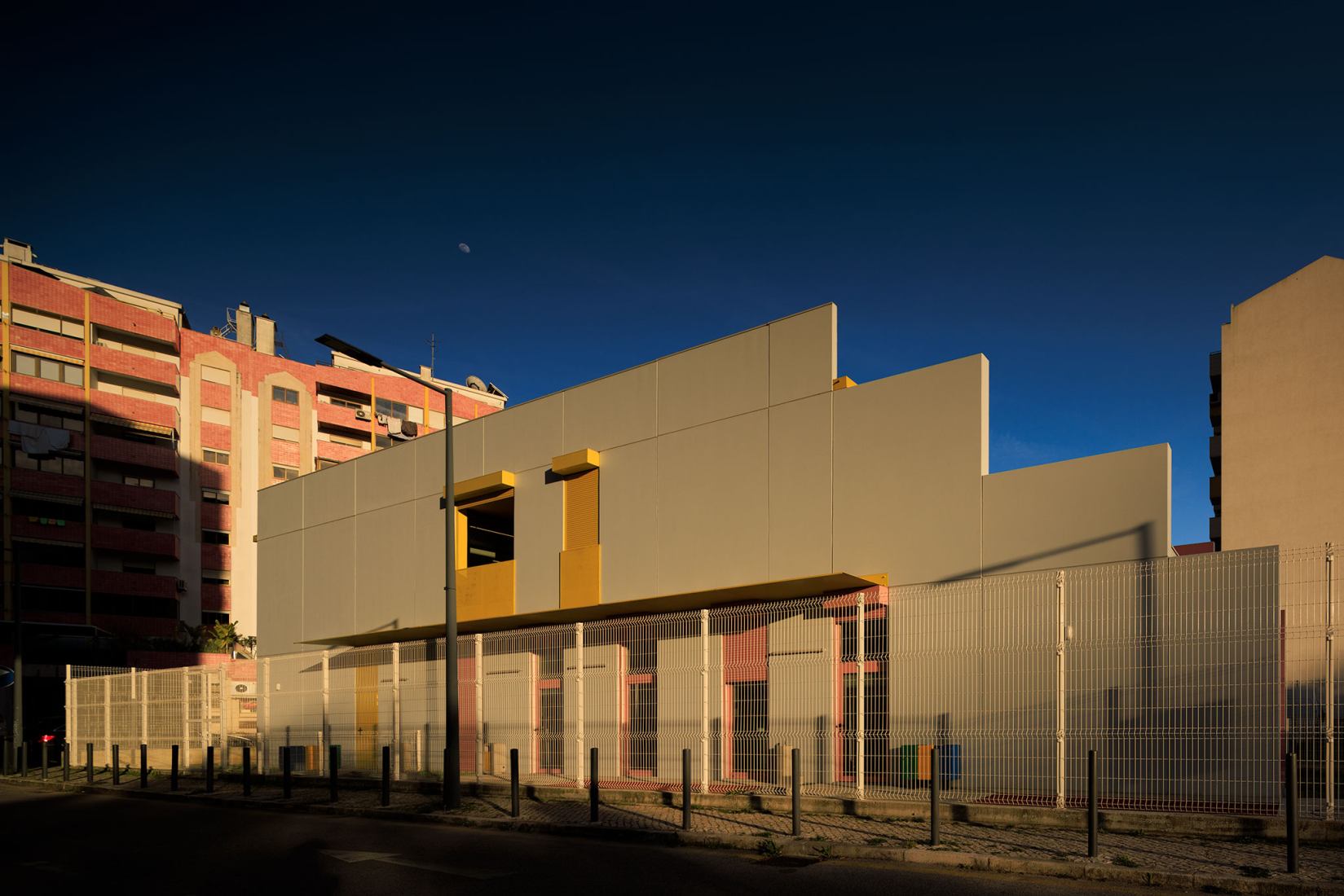 4 Modular Kindergartens by SUMMARY. Photograph by Fernando Guerra.