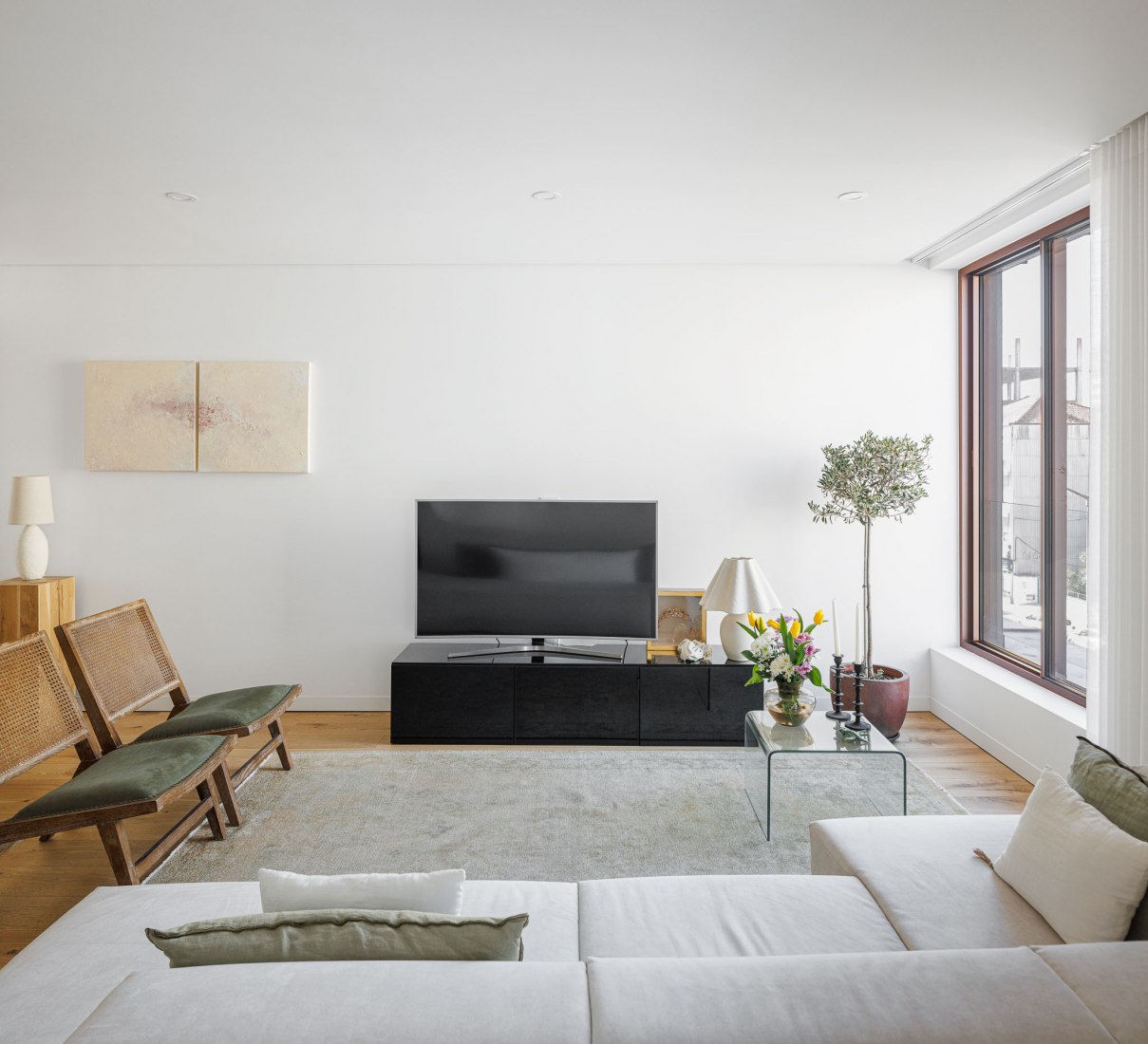 5ª Avenida por Mário Alves arquiteto. Fotografía por Ivo Tavares Studio.