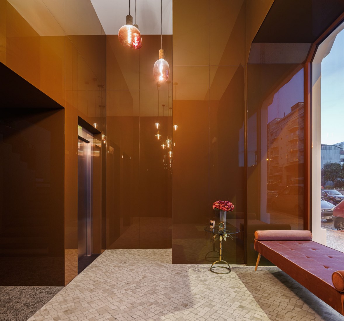 5ª Avenida por Mário Alves arquiteto. Fotografía por Ivo Tavares Studio.