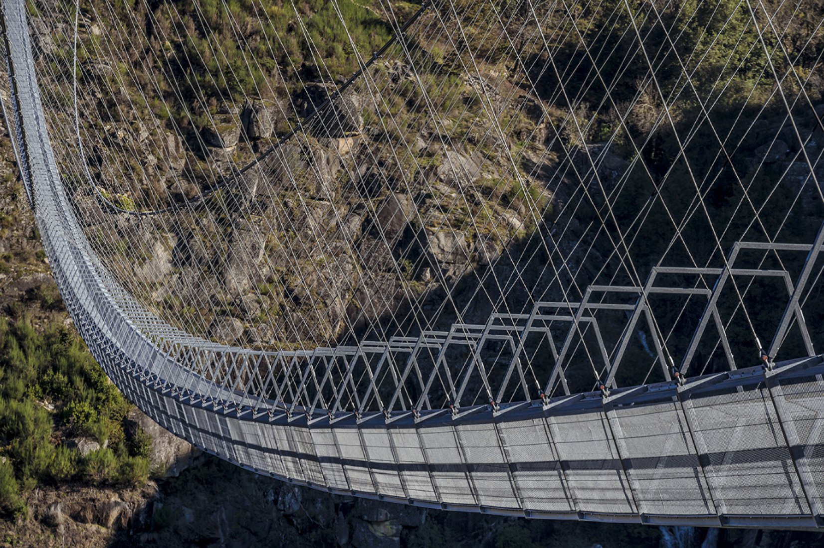 Pedestrian bridge 516 Arouca. Photograph courtesy of 516 Arouca