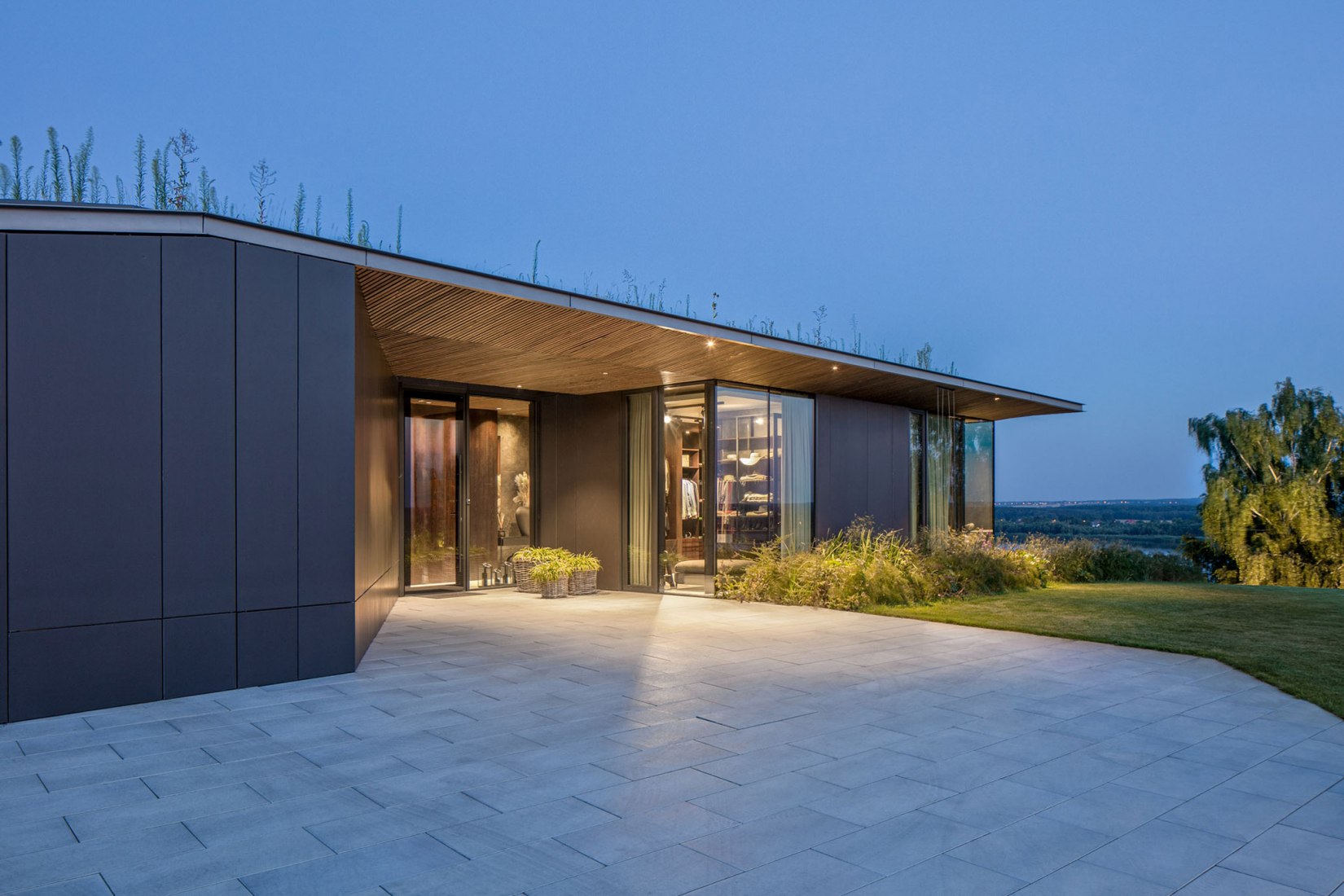 Casa pendiente 35:35 por 77 Studio Architektury. Fotografía por Piotr Krajewski.