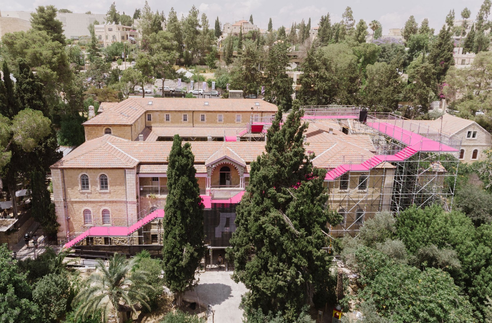 "90 Degrees", an installation by HQ Architects for Jerusalem Design Week 2019. Photograph by Dor Kedmi.