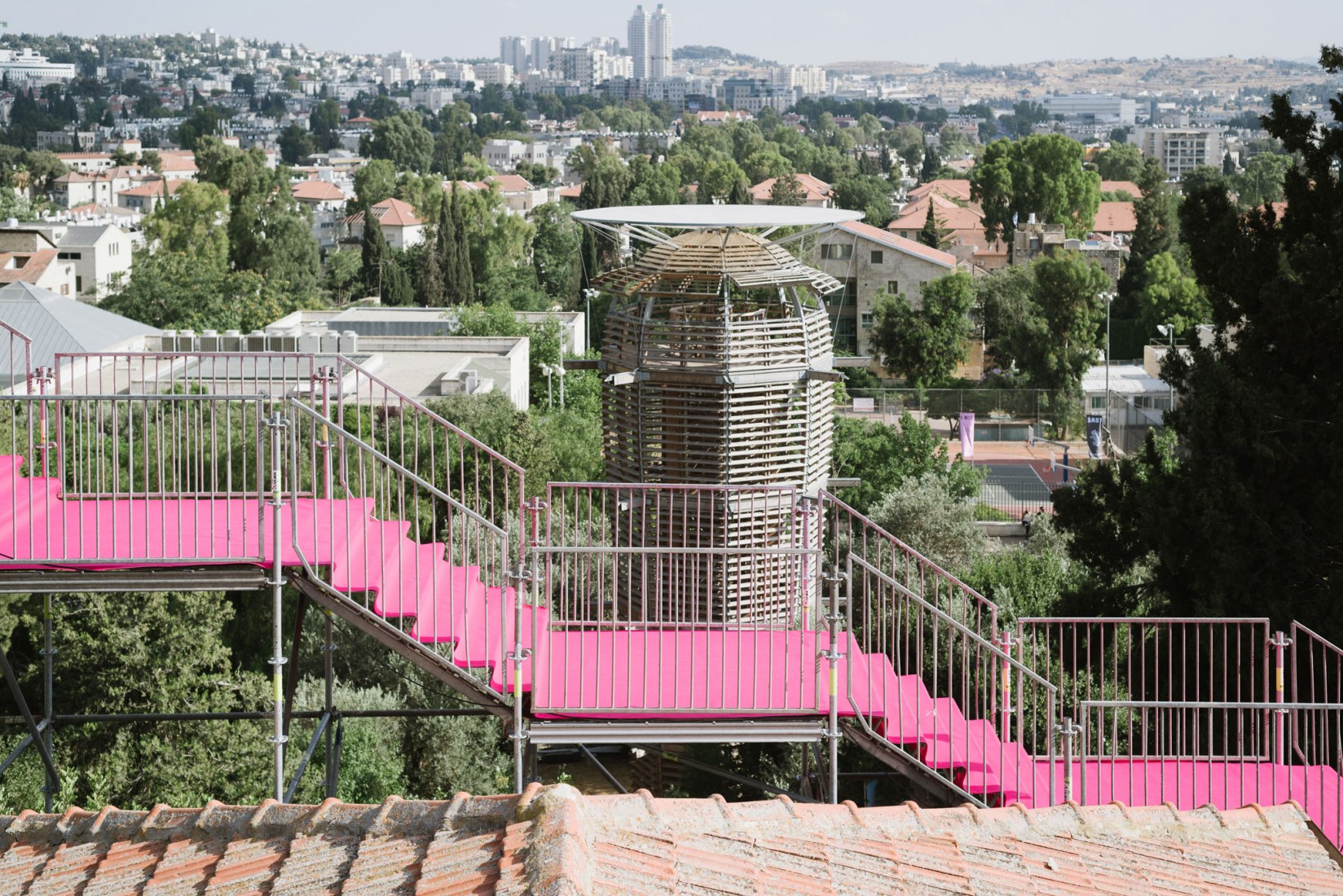 "90 Degrees", an installation by HQ Architects for Jerusalem Design Week 2019. Photograph by Dor Kedmi.