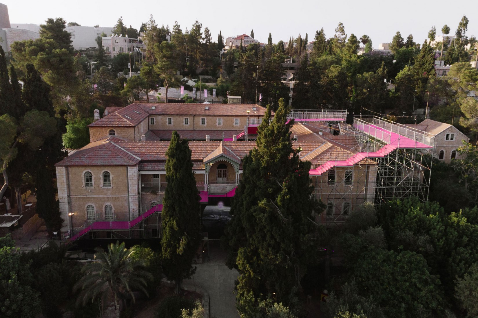 "90 Degrees", an installation by HQ Architects for Jerusalem Design Week 2019. Photograph by Dor Kedmi.