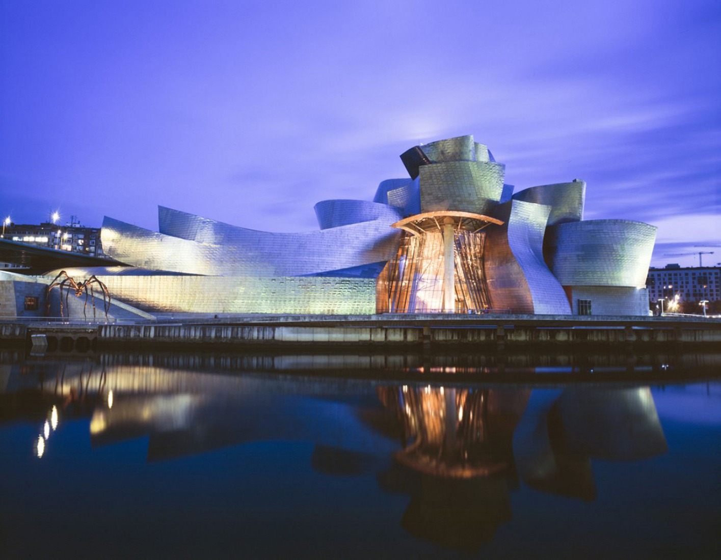 Guggenheim Bilbao. Fotografía cortesía © FMGB Guggenheim Bilbao.