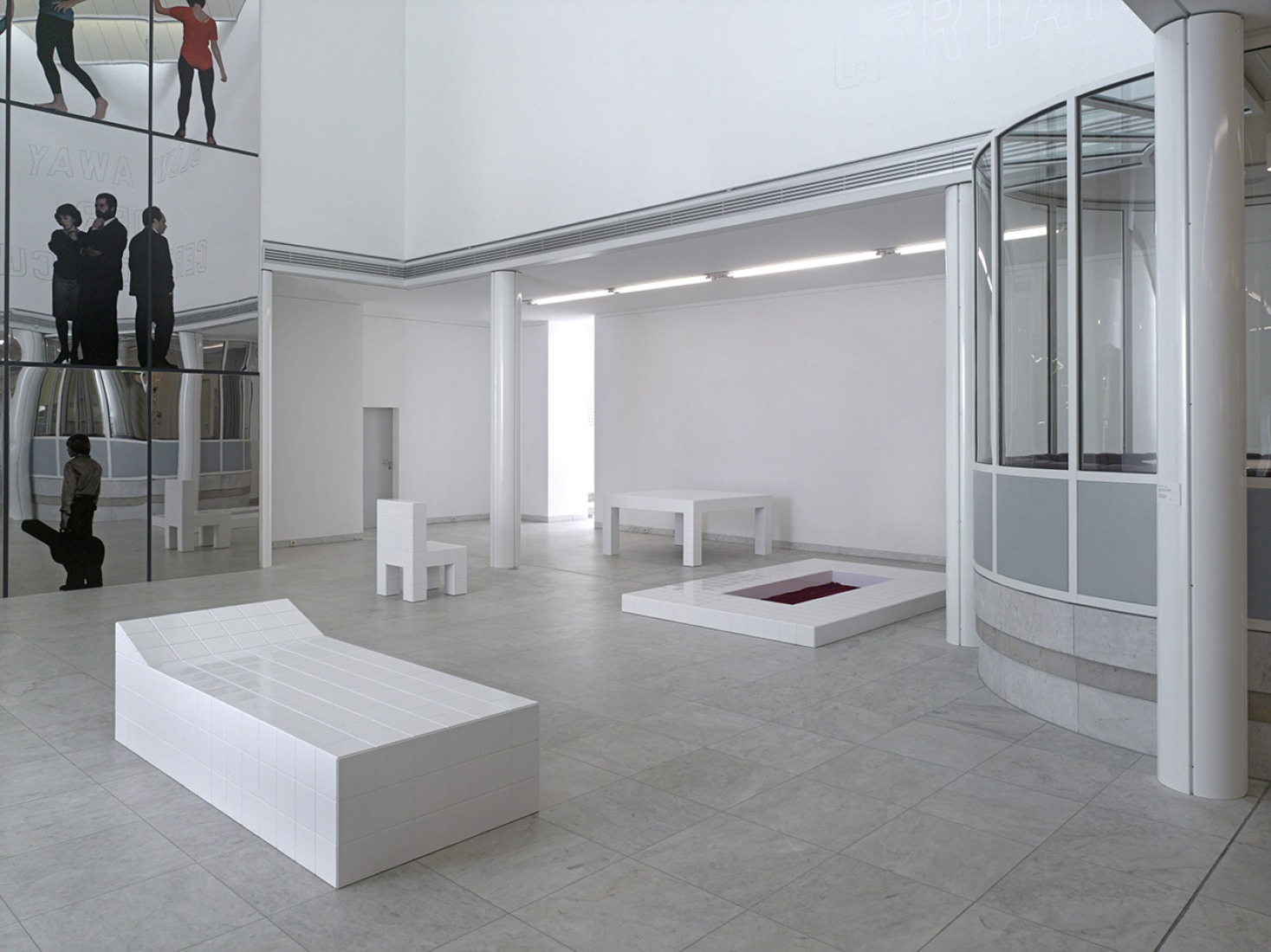 Trabajo y Comportamiento - Vida y Muerte - situaciones cotidianas, 1972. Bienal de Venecia 1972. Foto: Achim Kukulies