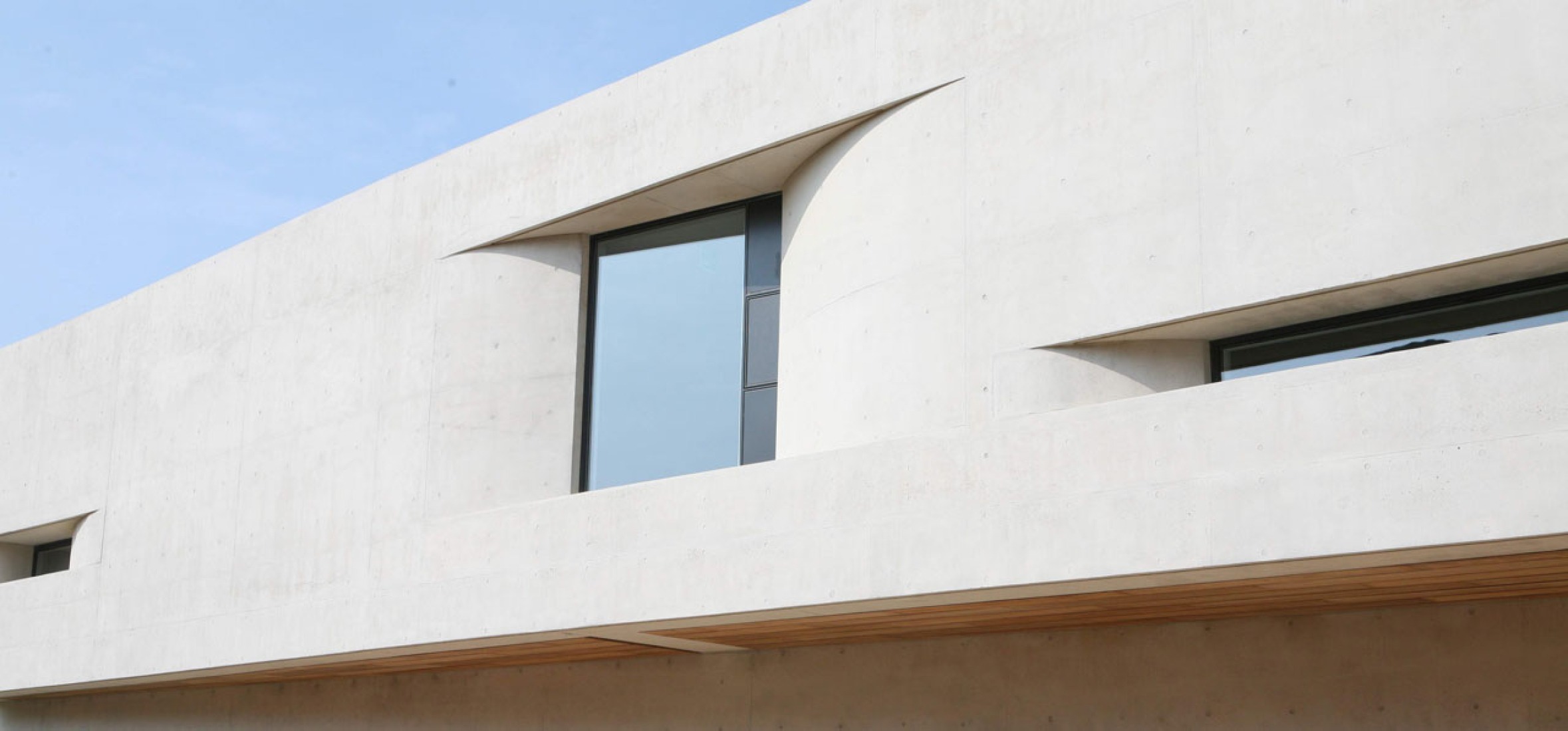 Namhae Southcape Linear Suite Hotel by BCHO Architets. Photography by ByoungSoo Cho.