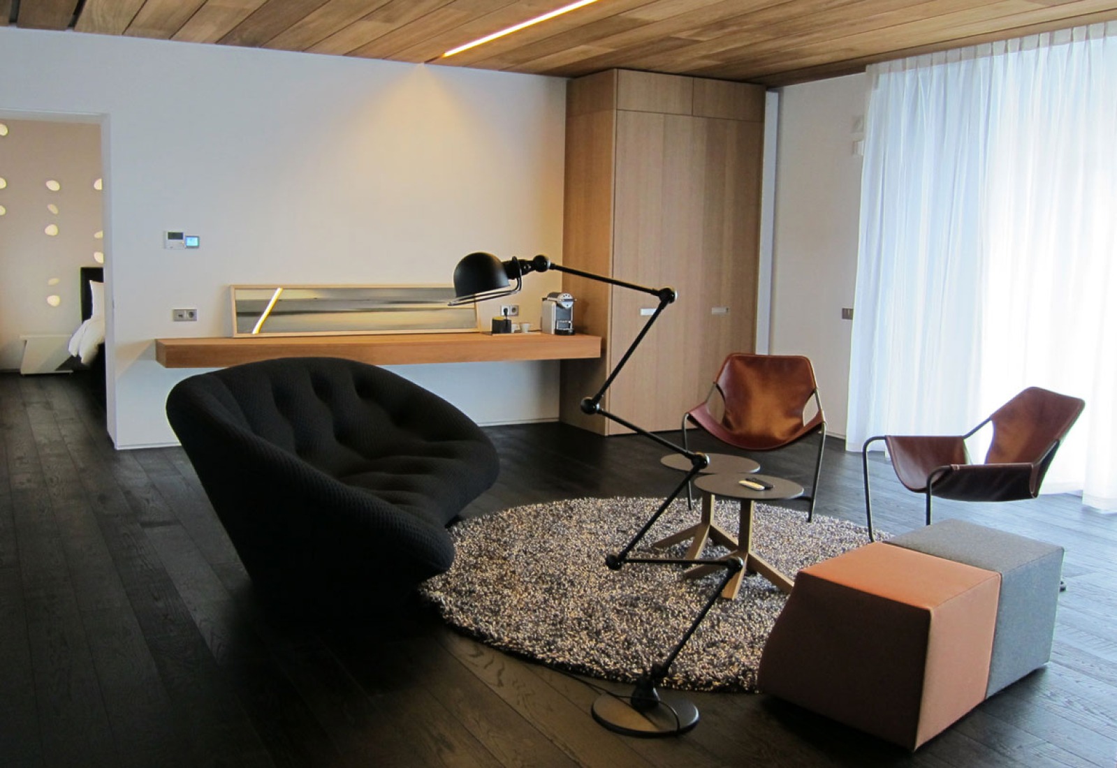 Namhae Southcape Linear Suite Hotel by BCHO Architets. Photography by ByoungSoo Cho.