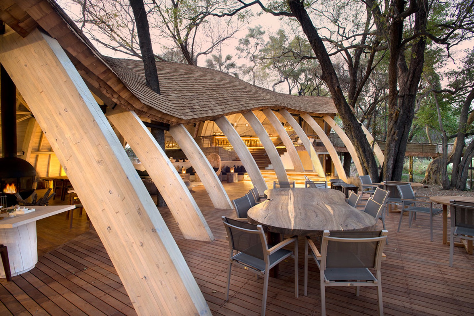 Exterior view of the lodge of the Sandibe Okavango Safari in Botswana, by Nicholas Plewman Architects and Michaelis Boyd Architects. Photography © Dook. 