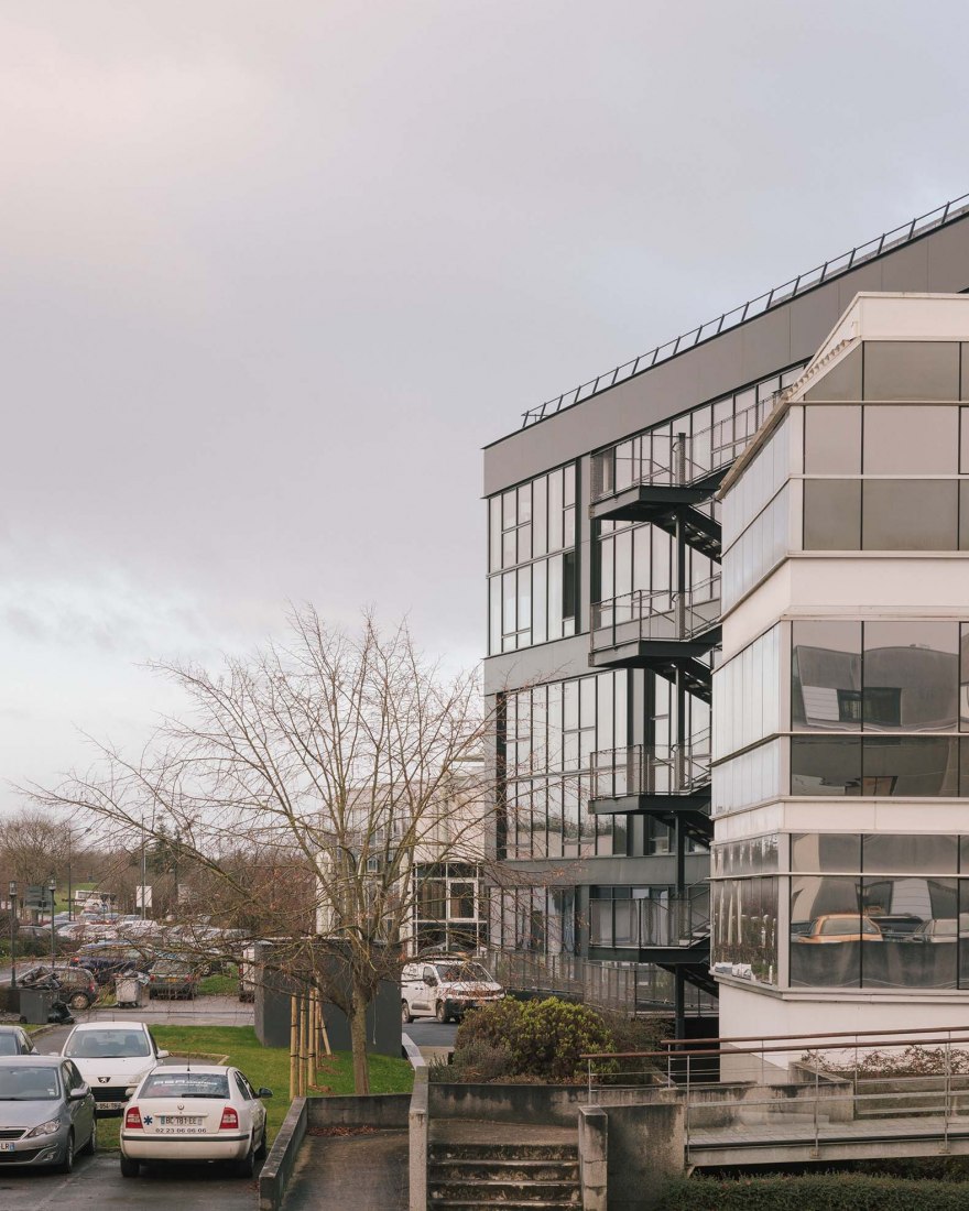 Westside-Rennes por a/LTA Architects. Fotografía por Charly Broyez
