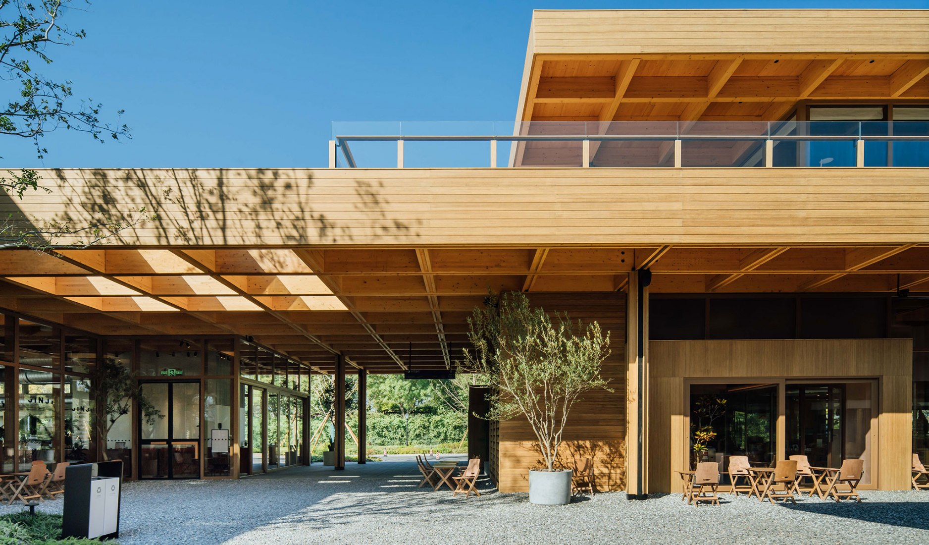 «MERCADO PULO» por a9a rchitects. Fotografía por THE IDEAL LAND.