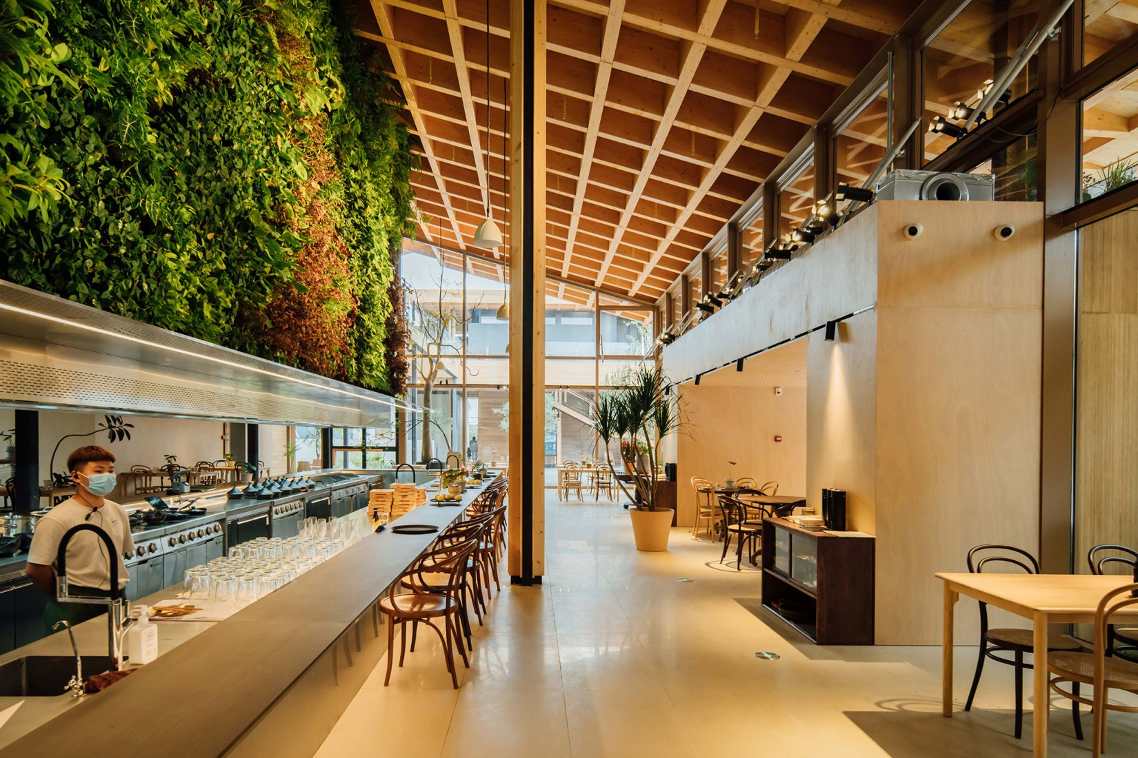 «MERCADO PULO» por a9a rchitects. Fotografía por THE IDEAL LAND.