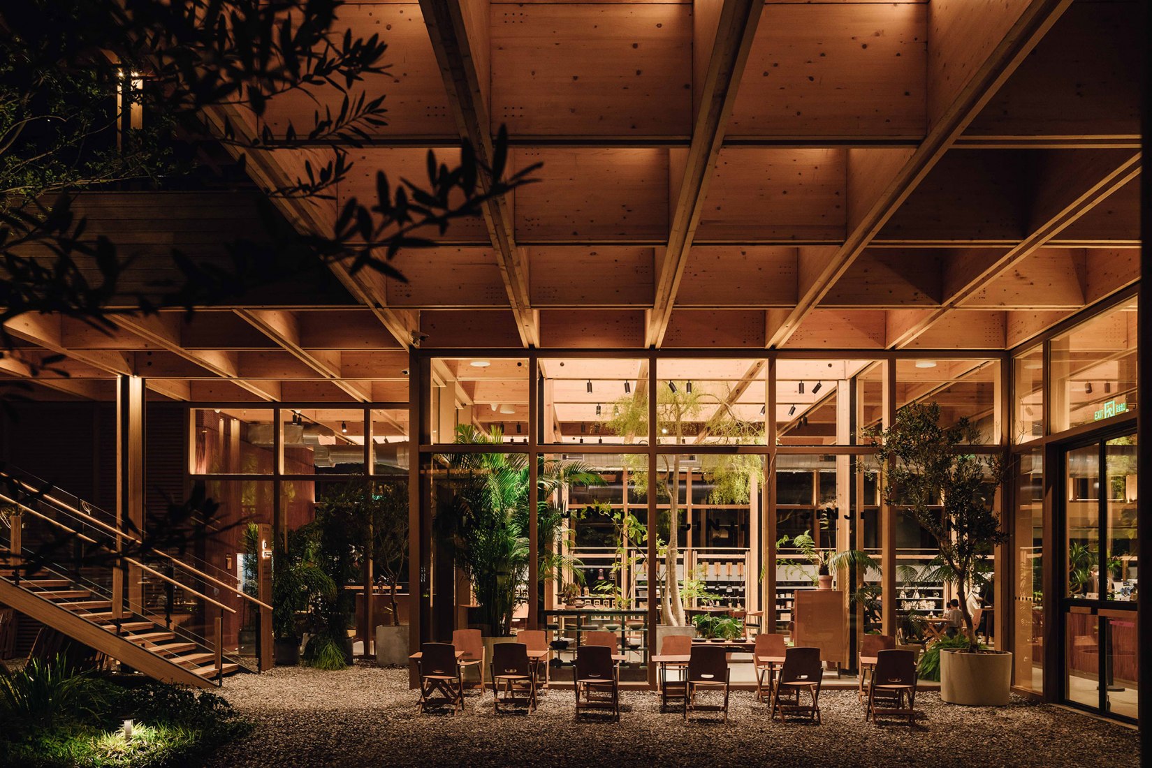 «MERCADO PULO» por a9a rchitects. Fotografía por THE IDEAL LAND.