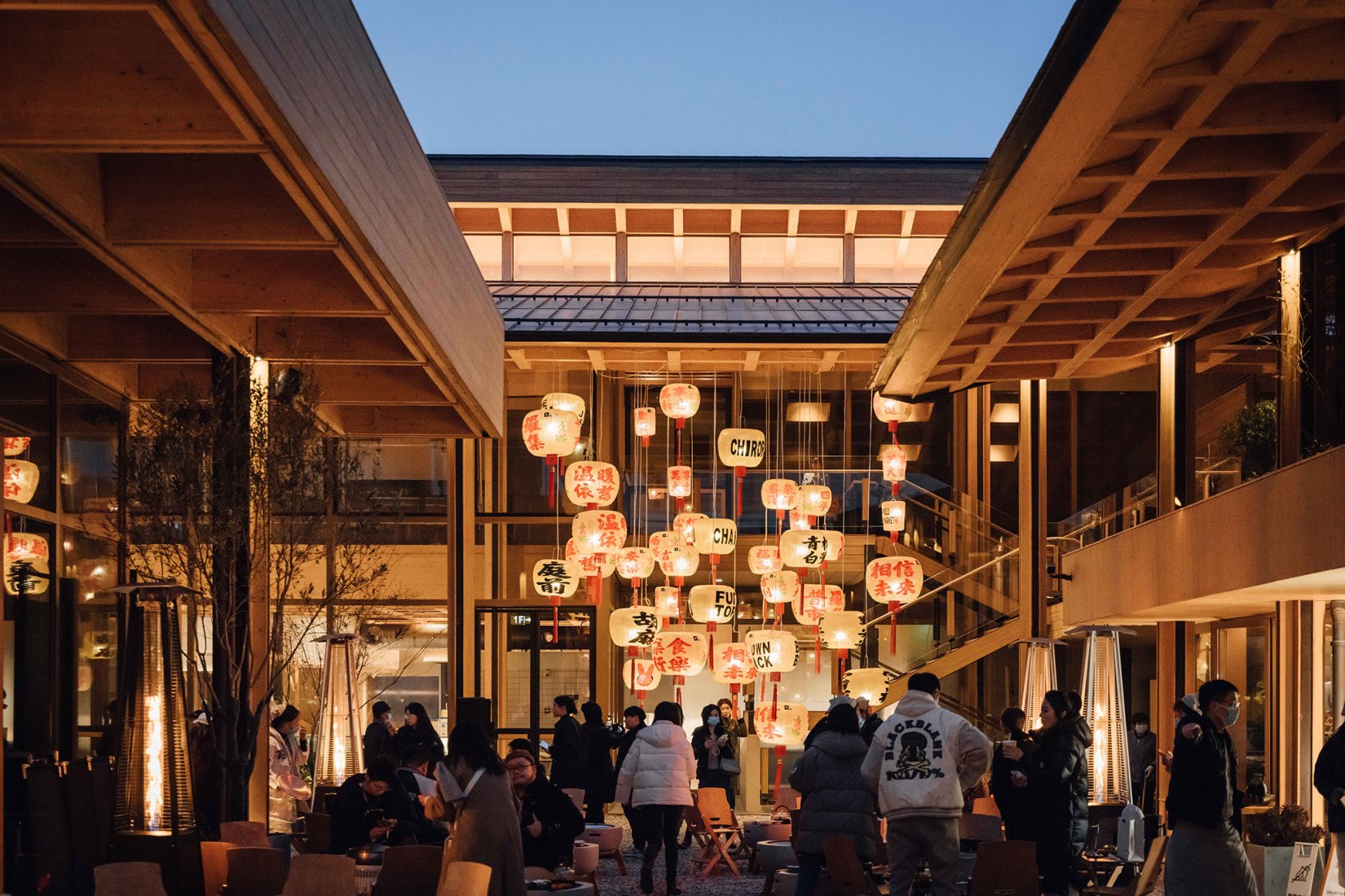 «MERCADO PULO» por a9a rchitects. Fotografía por THE IDEAL LAND.
