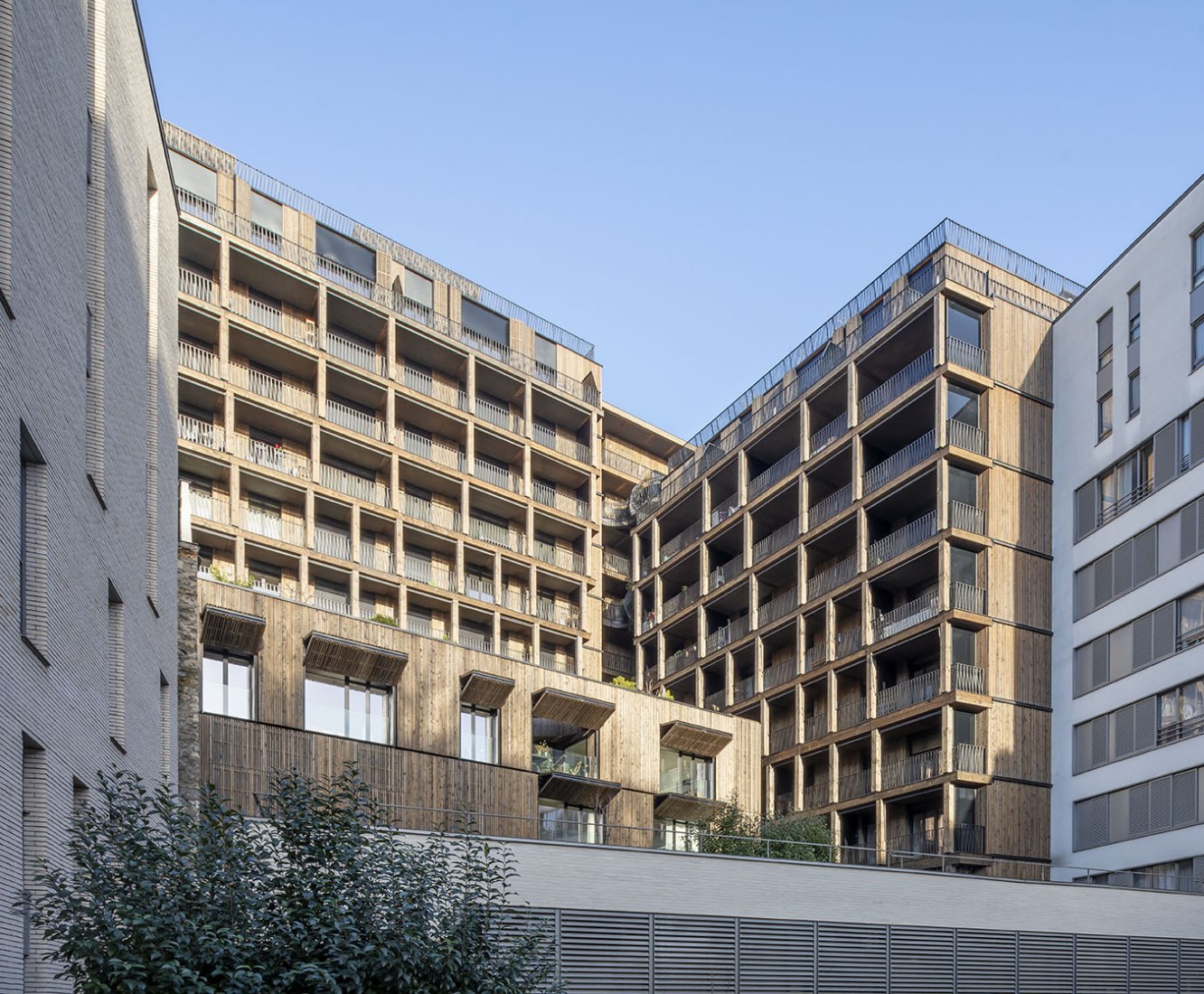 Etoffes de Tolbiac by Vincent Parreira-AAVP. Photograph by Luc Boegly.
